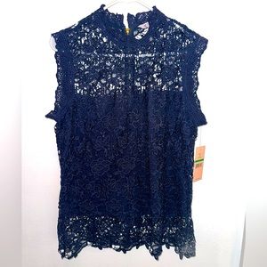 Nanette lace sleeveless top new with tags